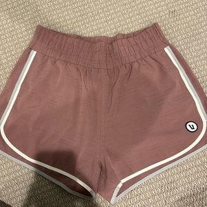 Vuori Cardiff mauve pink “Marsala” shorts